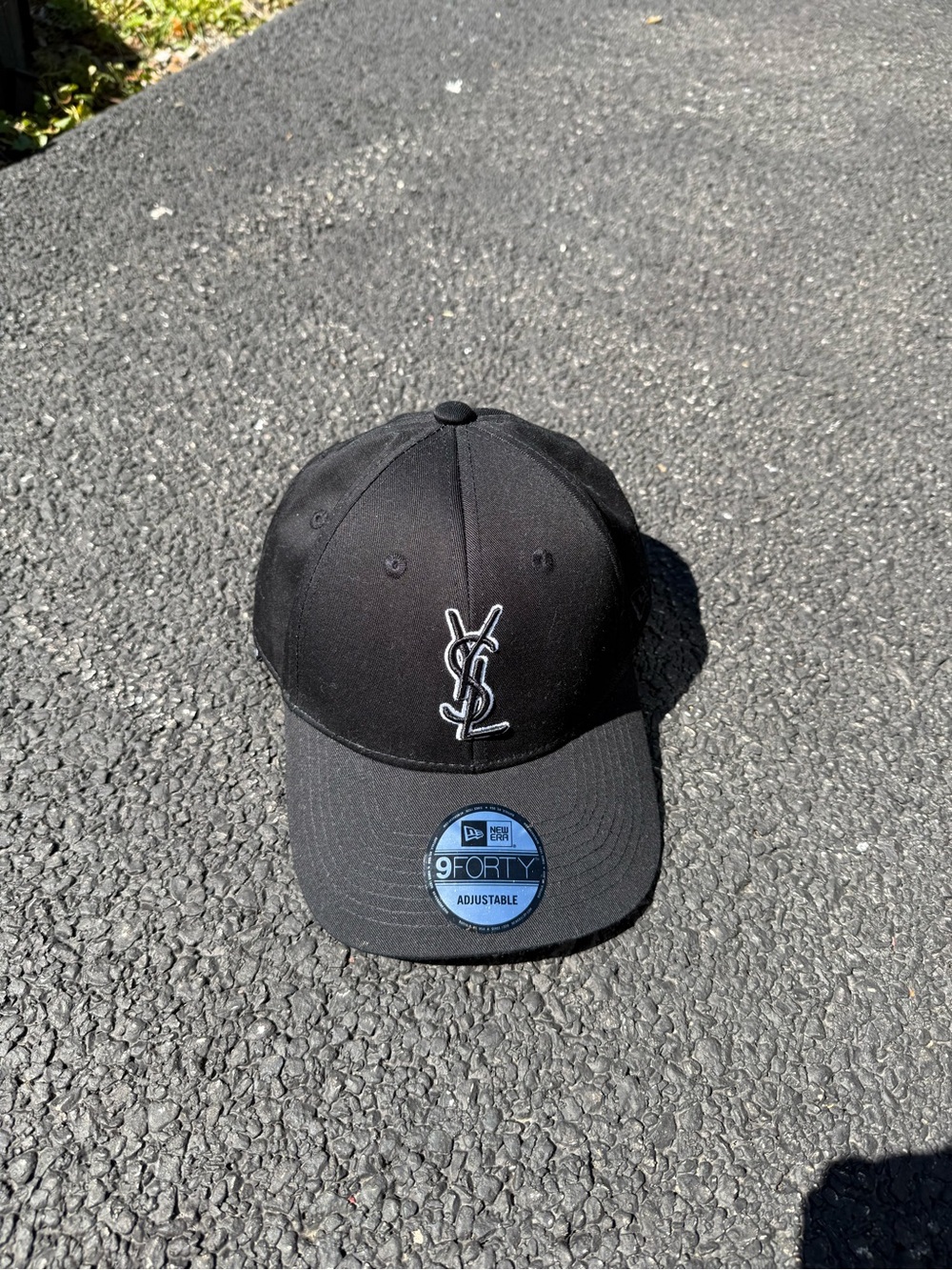 Saint laurent hat authentic - Picture 3 of 9